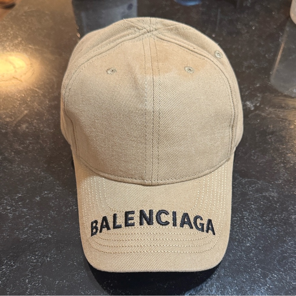 Balenciaga Beige Logo Cap